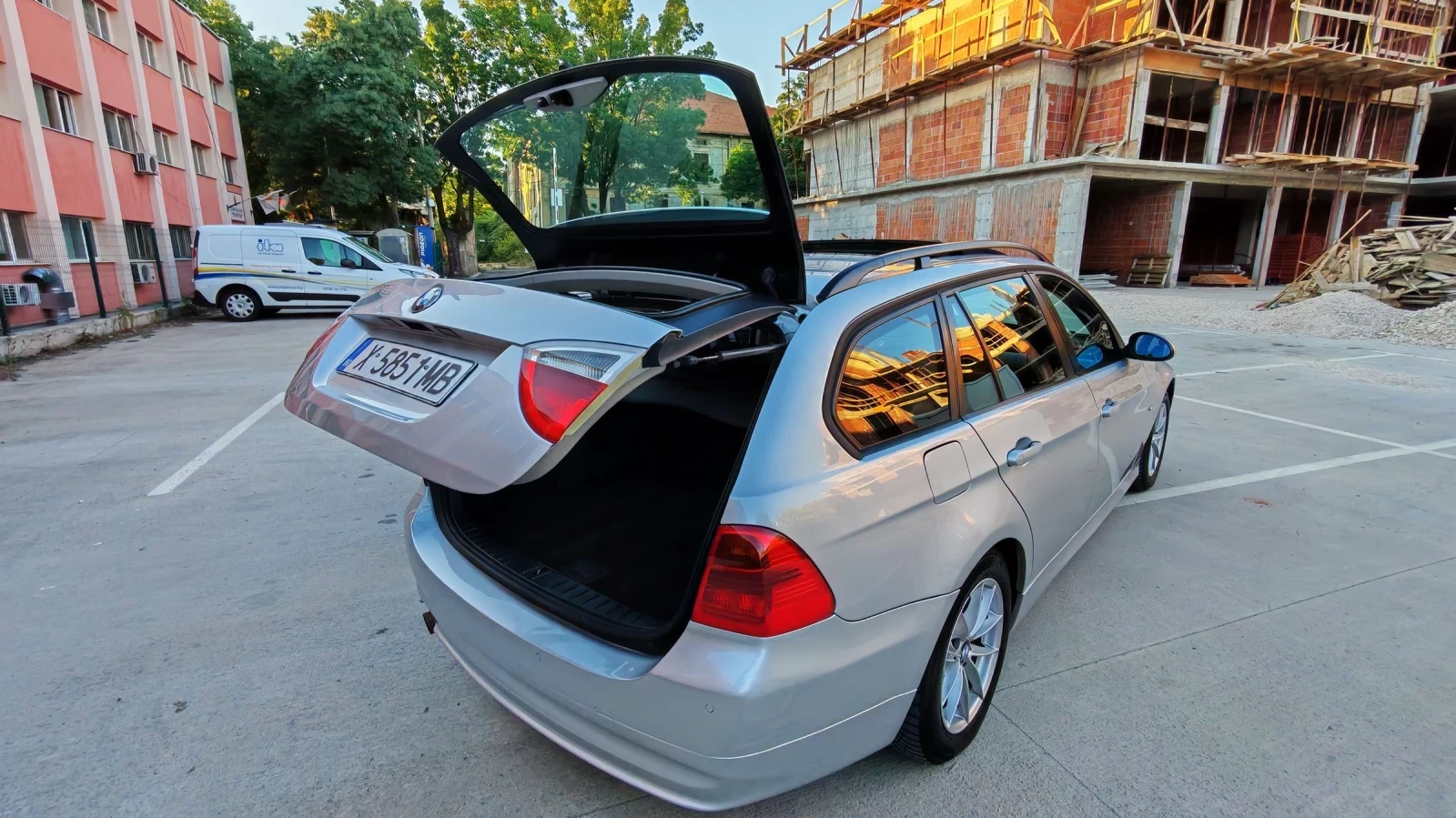 BMW 320 d, снимка 10 - Автомобили и джипове - 55131132