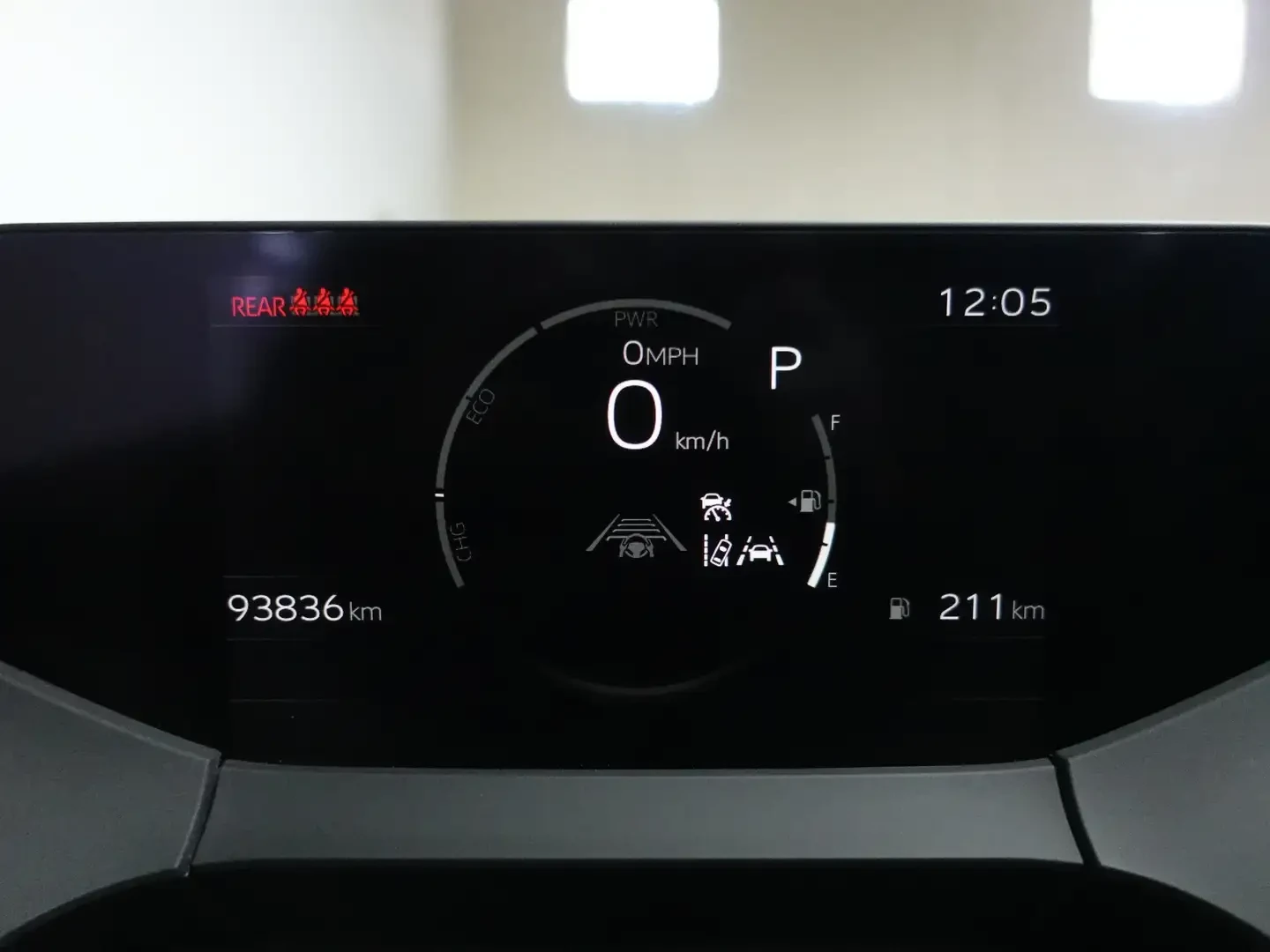 Toyota Prius XLE, снимка 13 - Автомобили и джипове - 55195920
