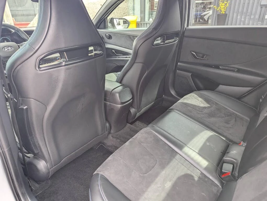 Hyundai Elantra N/ BOSE/ РЪЧКА/ , снимка 16 - Автомобили и джипове - 55540455