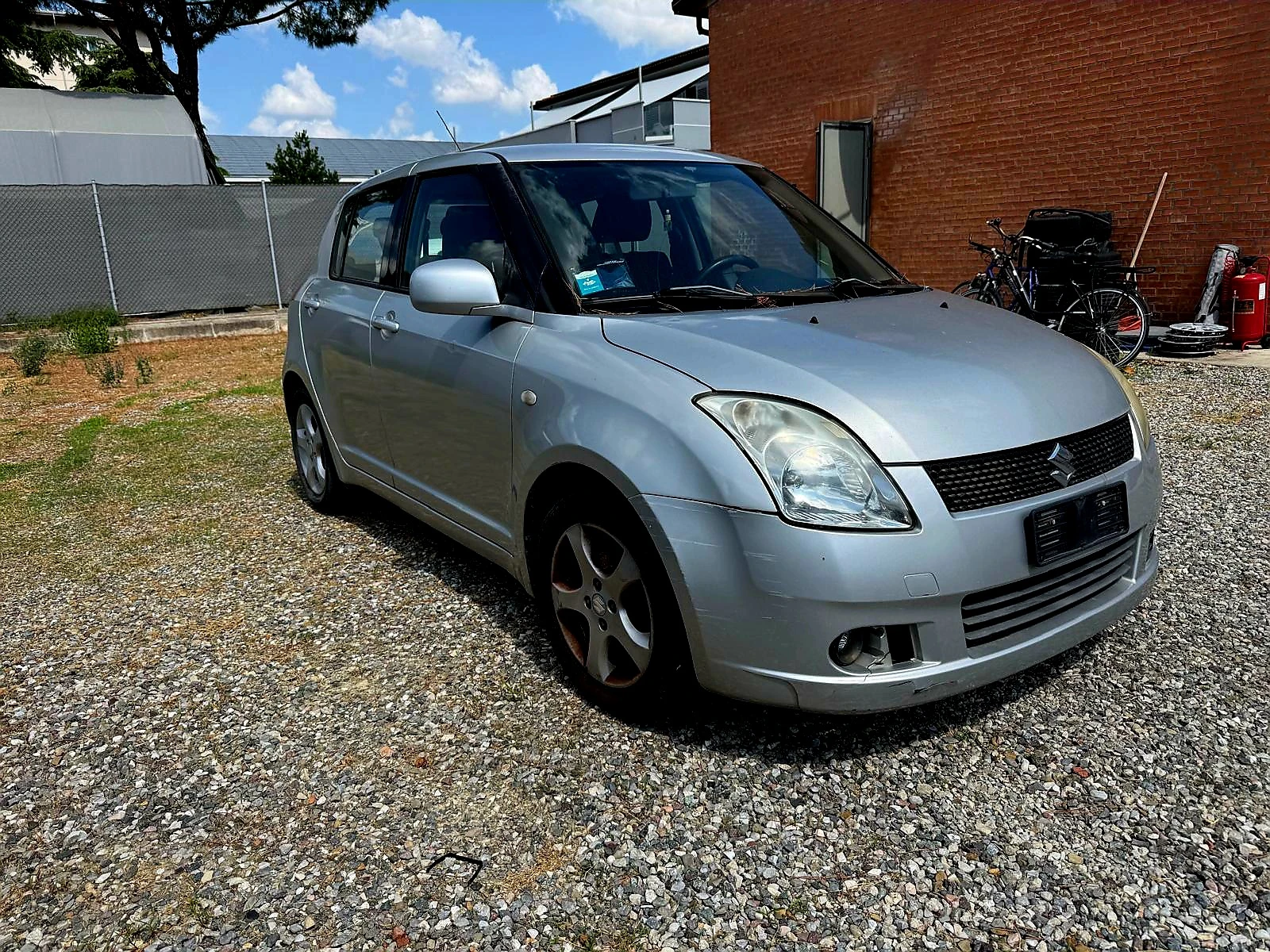 Suzuki Swift 1300, снимка 3 - Автомобили и джипове - 55875379