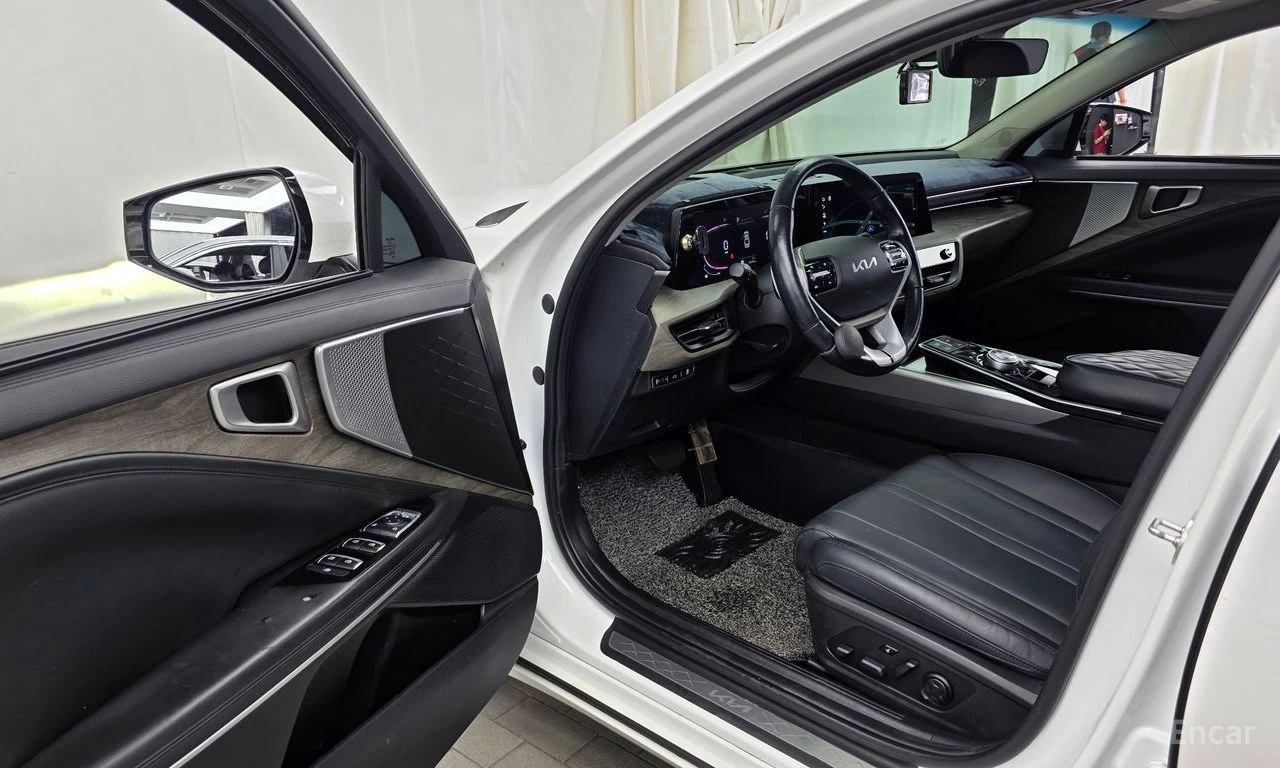 Kia K8 3.5* LPG* ПОДГРЕВ* ОБДУХВАНЕ* 360КАМЕРА* КЕЙЛЕС* , снимка 5 - Автомобили и джипове - 56075928