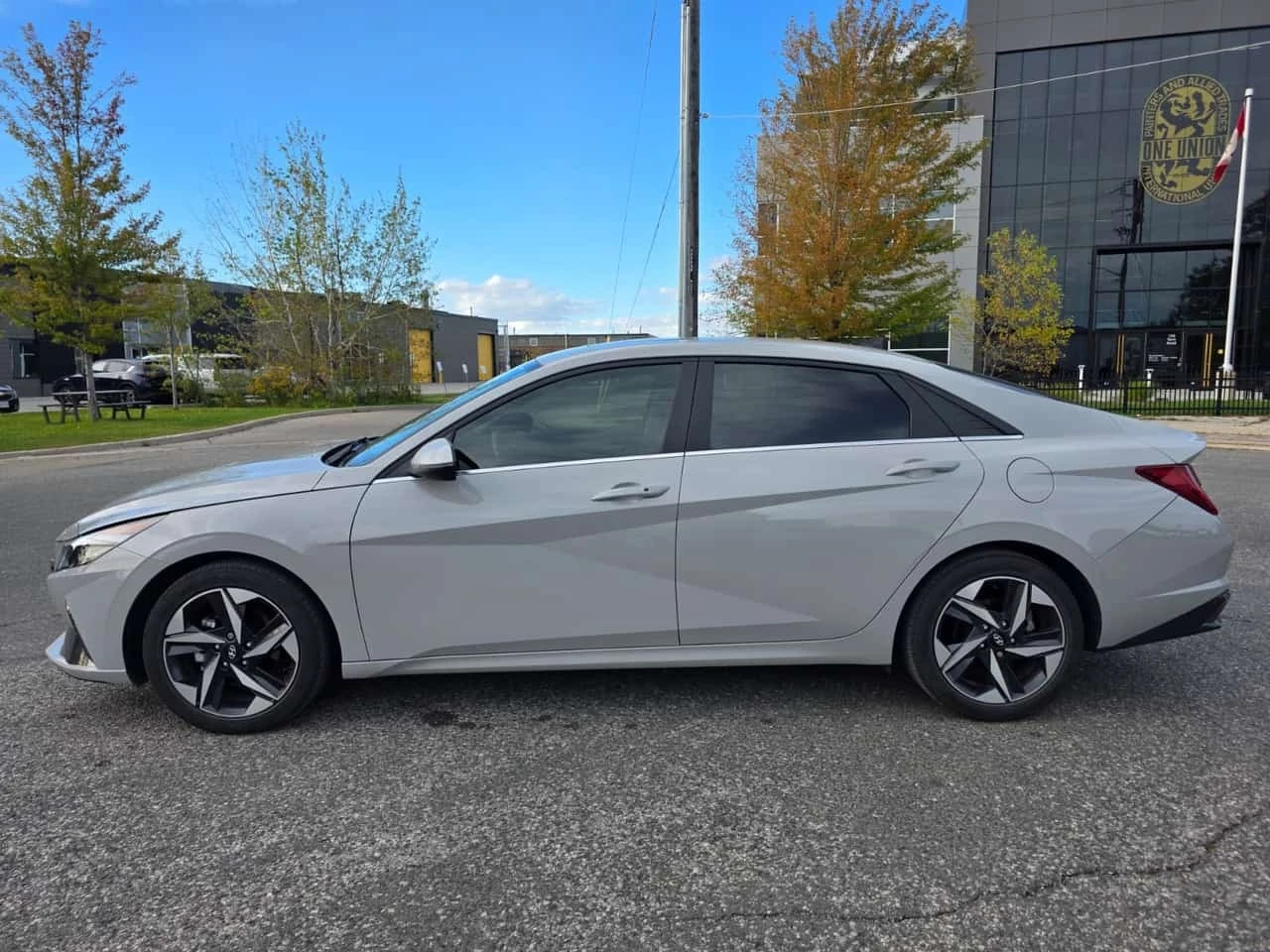 Hyundai Elantra * Luxury * CARFAX * ��� ������������ ������ | Mobile.bg � ����������� 2