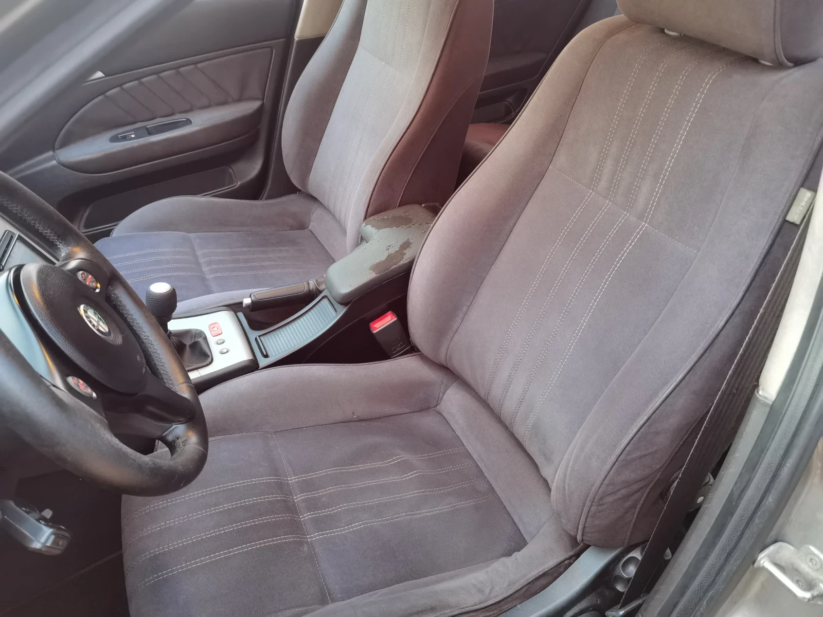 Alfa Romeo 159 1.9 JTD, снимка 8 - Автомобили и джипове - 56508662