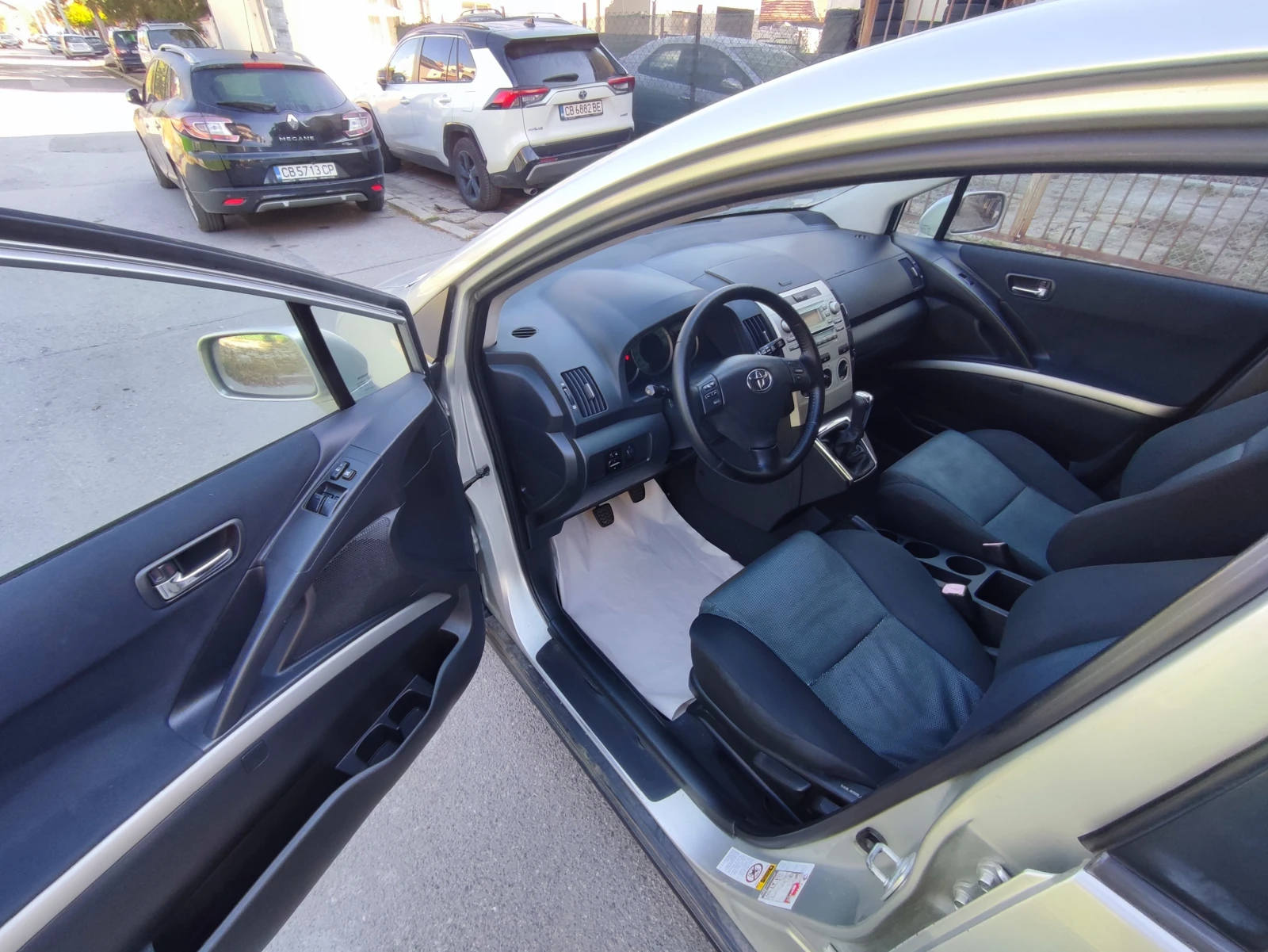 Toyota Corolla verso 2.0 D-4D-116kc-������� ������ | Mobile.bg � ����������� 7