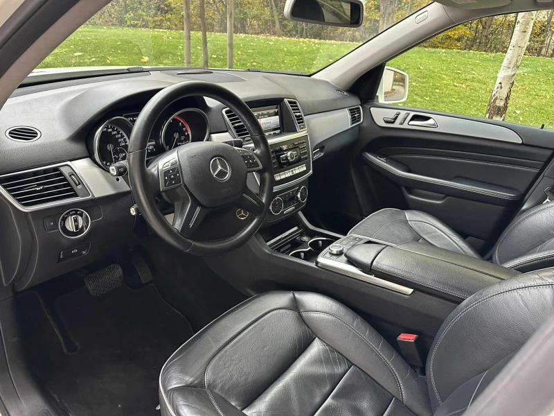 Mercedes-Benz ML 250 AMG-Пакет, снимка 11 - Автомобили и джипове - 52391681