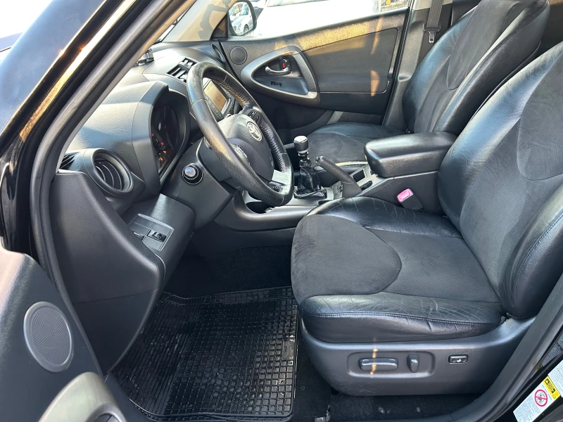 Toyota Rav4 2.2-177к., снимка 14 - Автомобили и джипове - 52827405