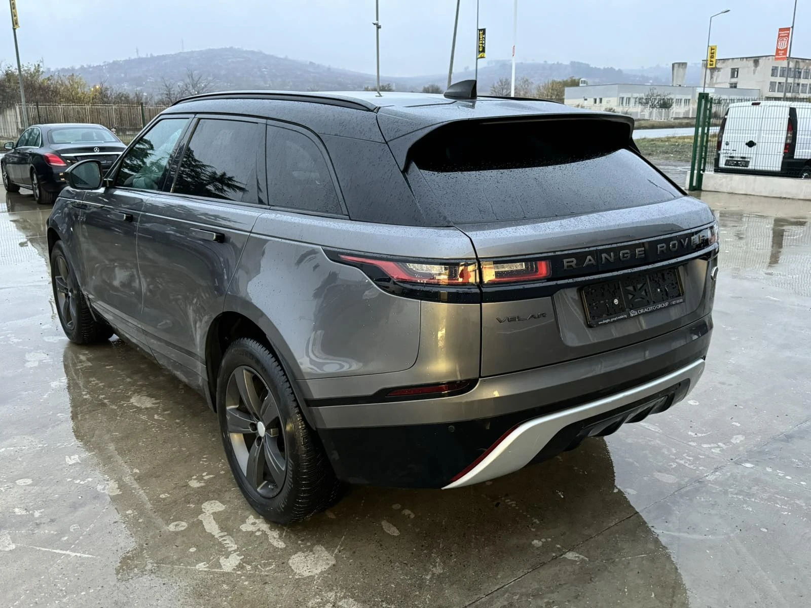 Land Rover Range Rover Velar R-Dinamic* 130хл.км* NAVI* DISTRONIC* FULL - изображение 3