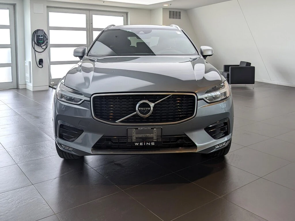 Volvo XC60 T6 R-Design* Distronic* Head-up* Мъртва зона* Пано - изображение 2