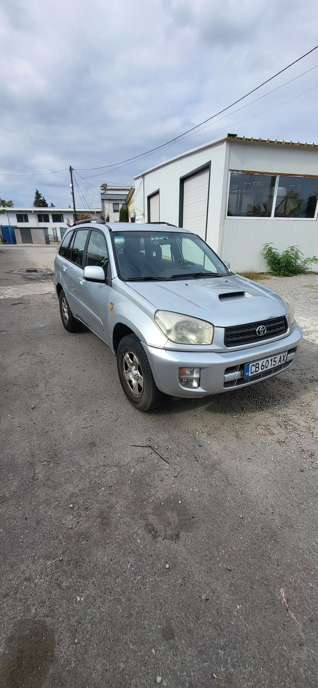 Toyota Rav4 2.0d4d - изображение 2