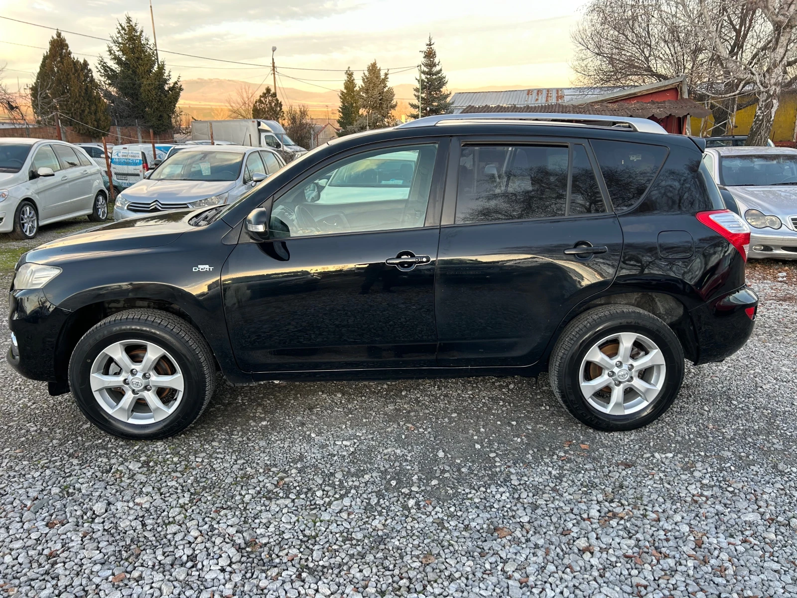 Toyota Rav4 2.2-177�. | Mobile.bg � ����������� 6