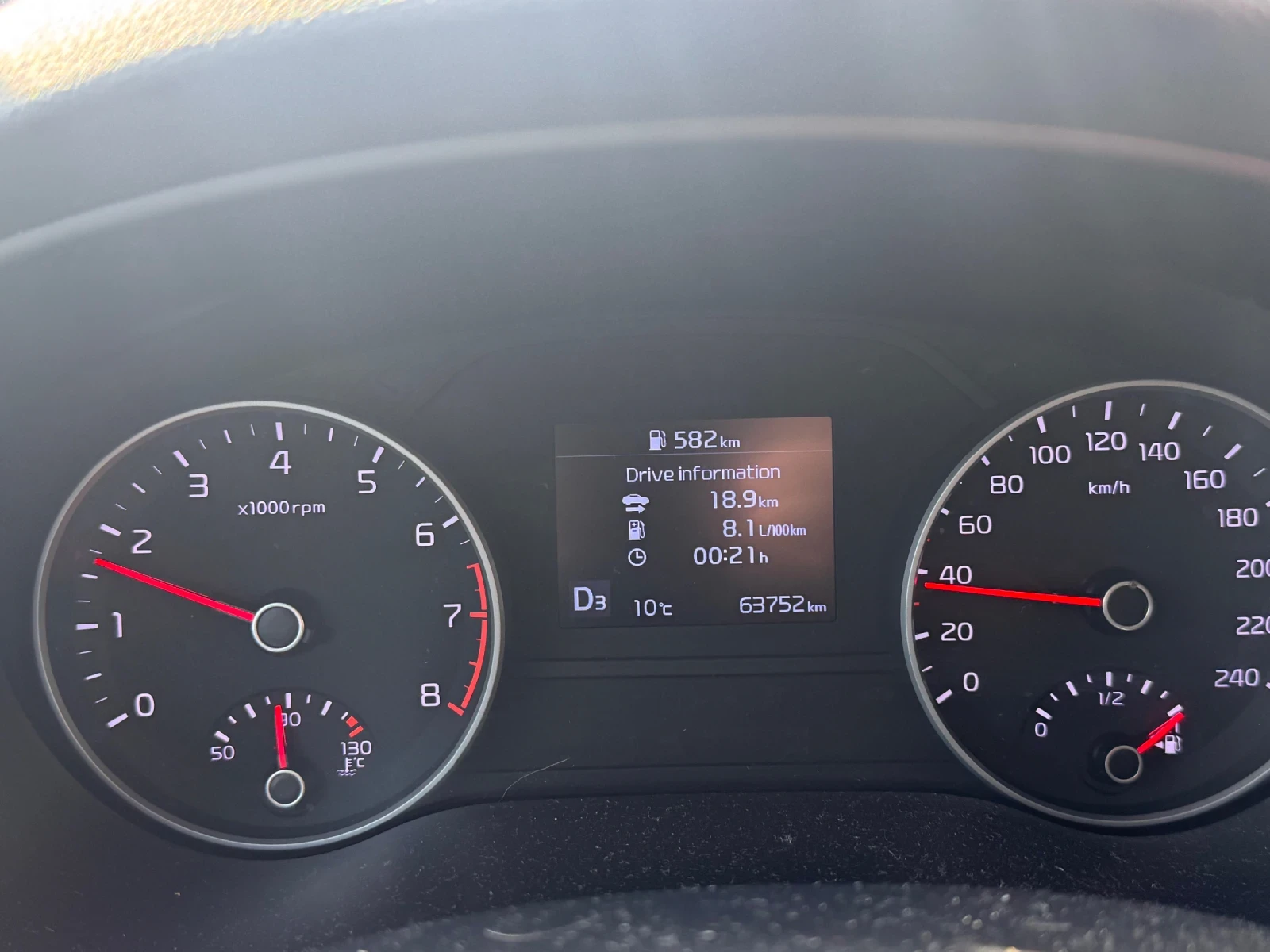 Kia Sportage, снимка 6 - Автомобили и джипове - 54125858