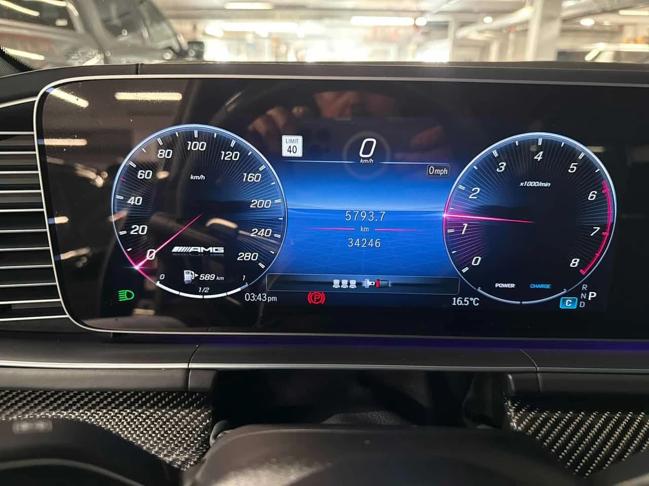 Mercedes-Benz GLE 53 4MATIC AMG * ПАНОРАМА* ДИСТРОНИК* ОБДУХ, снимка 8 - Автомобили и джипове - 54197189