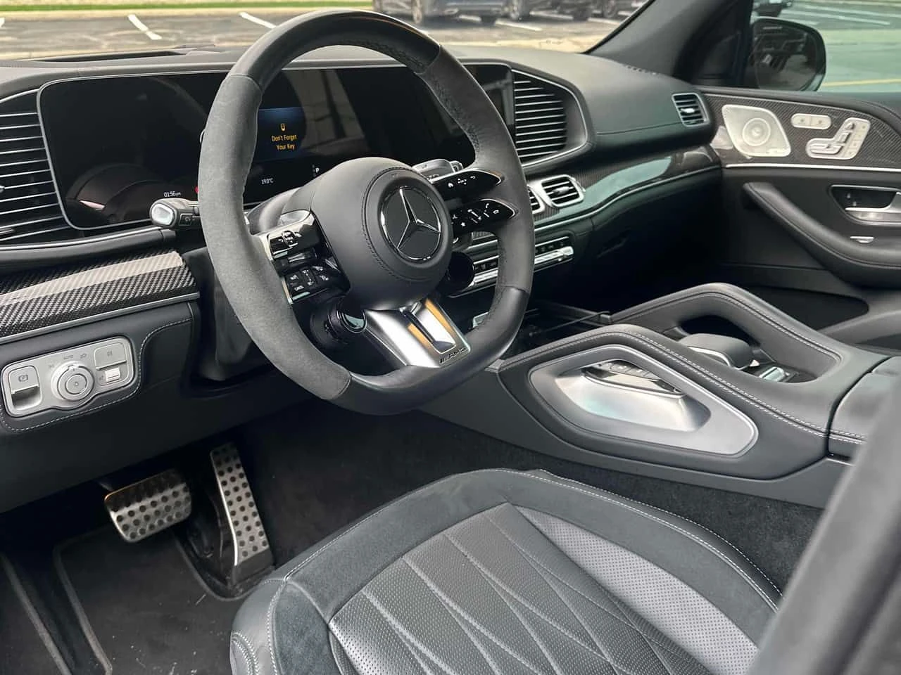 Mercedes-Benz GLE 53 4MATIC AMG * ПАНОРАМА* ДИСТРОНИК* ОБДУХ, снимка 5 - Автомобили и джипове - 54197189