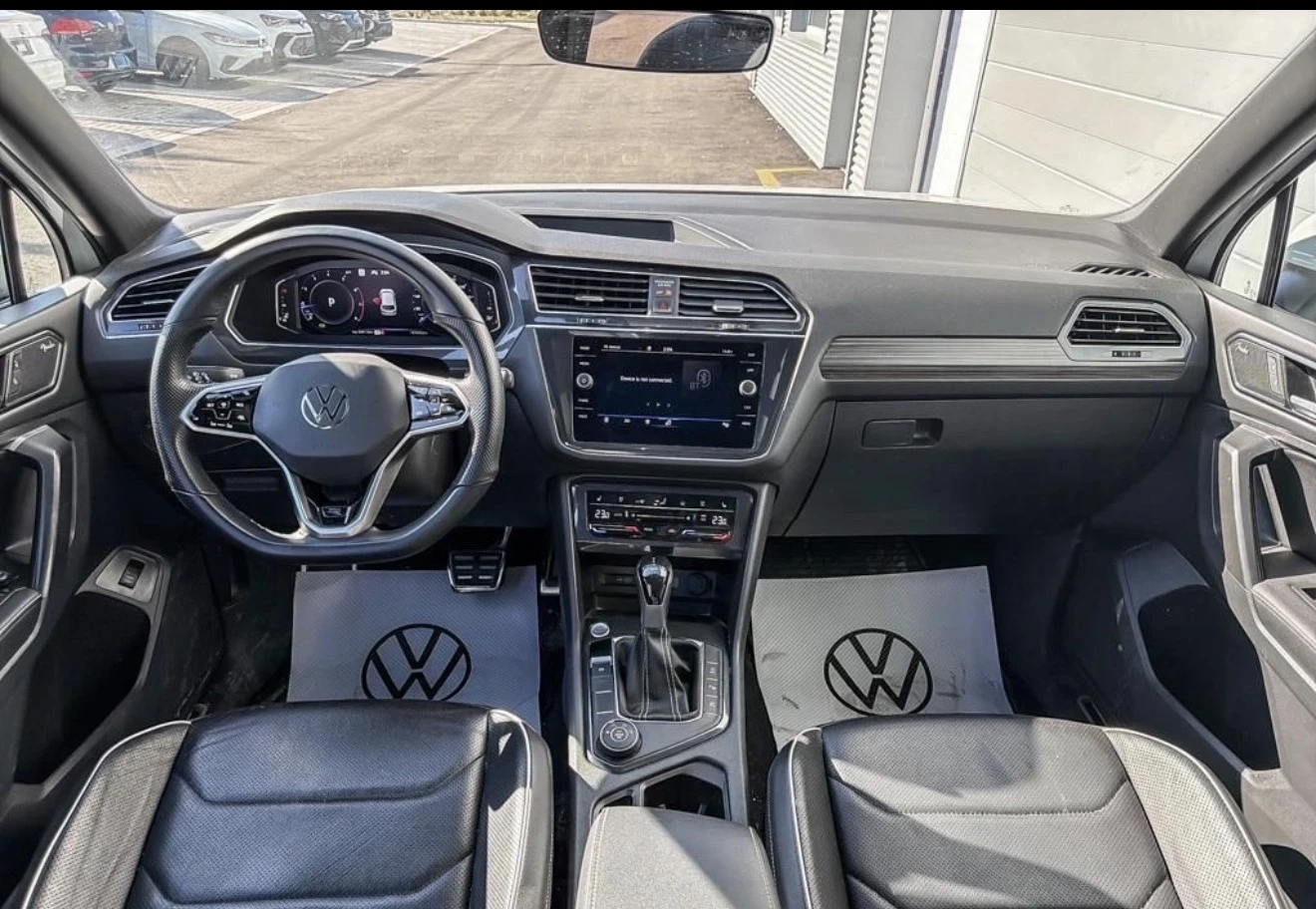 VW Tiguan 2.0TSI R line Highline 4 Motion Full max, снимка 13 - Автомобили и джипове - 54428628