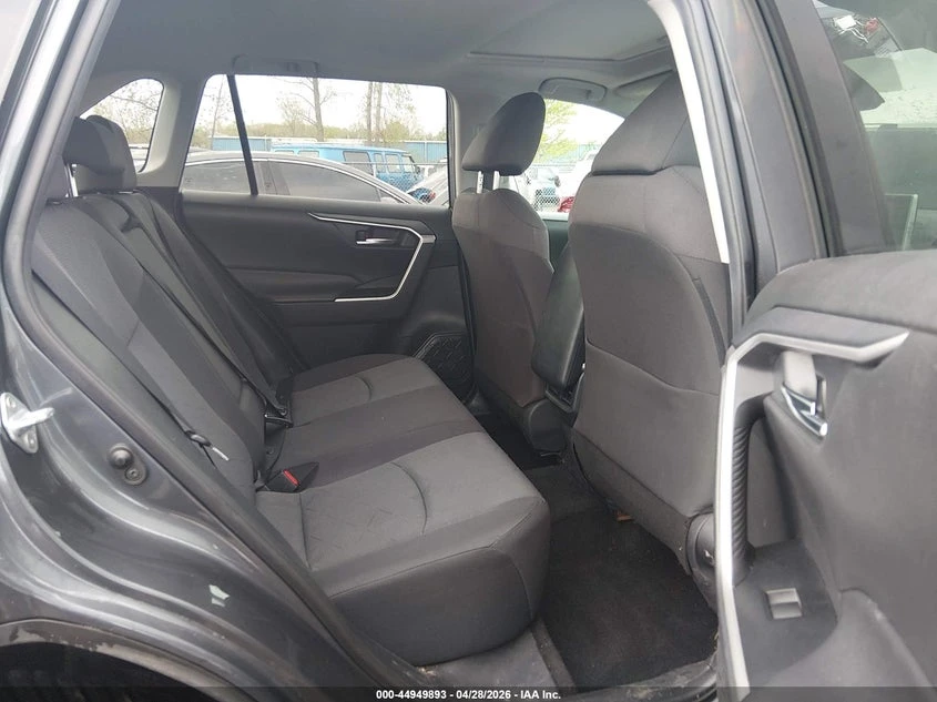 Toyota Rav4 2.5l Xle, снимка 8 - Автомобили и джипове - 54528679
