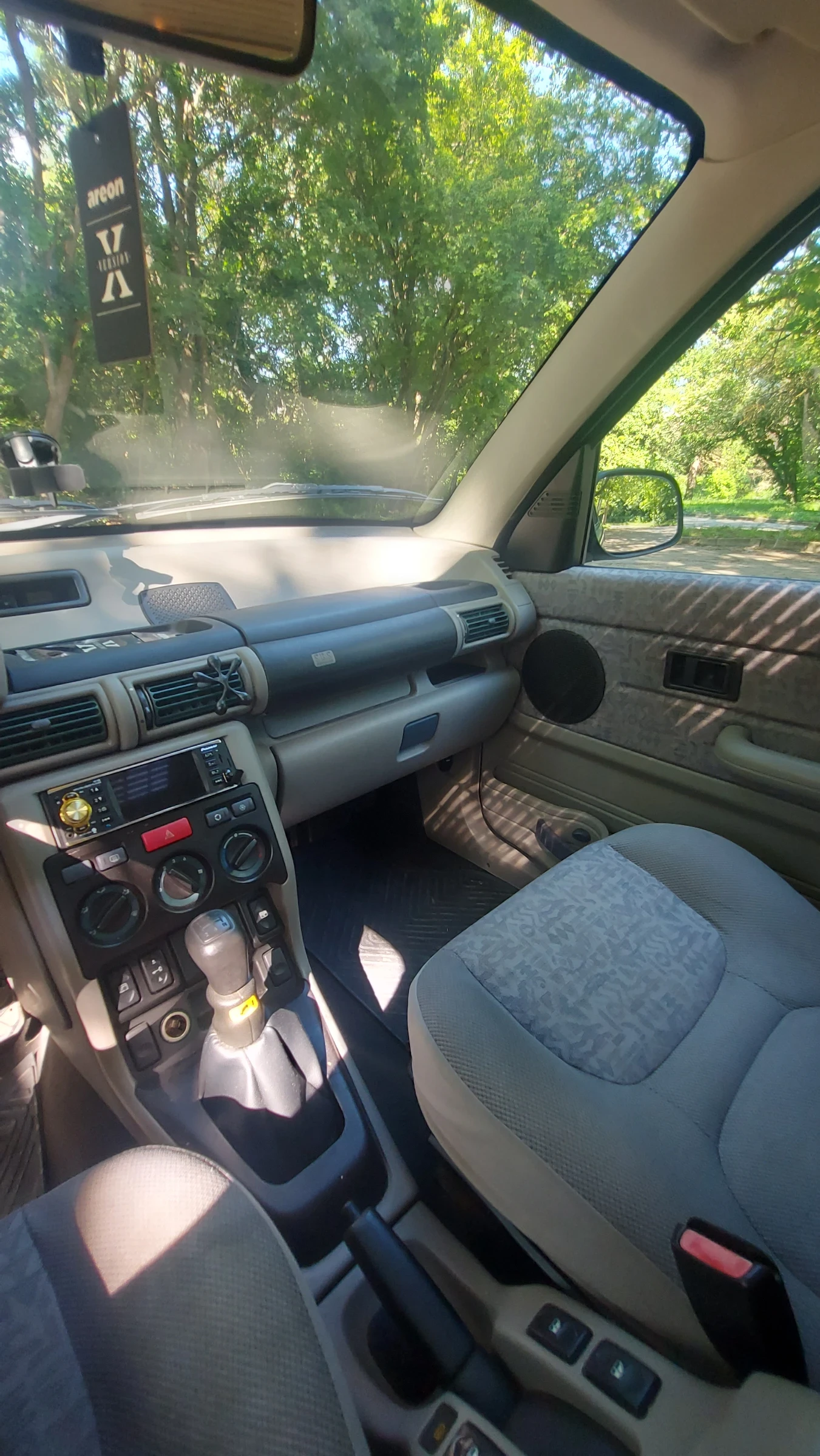 Land Rover Freelander, снимка 8 - Автомобили и джипове - 54634202