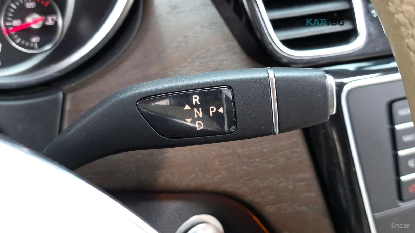 Mercedes-Benz GLE 350 DIESEL* AMG* TV* PANO* ПОДГРЕВ, снимка 9 - Автомобили и джипове - 54941986