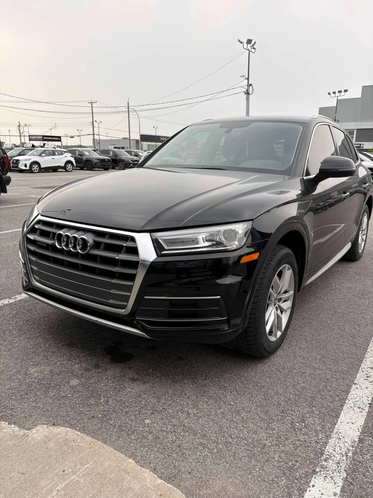 Audi Q5 * Komfort * CARFAX * ОПЦИЯ ЗА ФИНАНСИРАНЕ , снимка 10 - Автомобили и джипове - 55335154