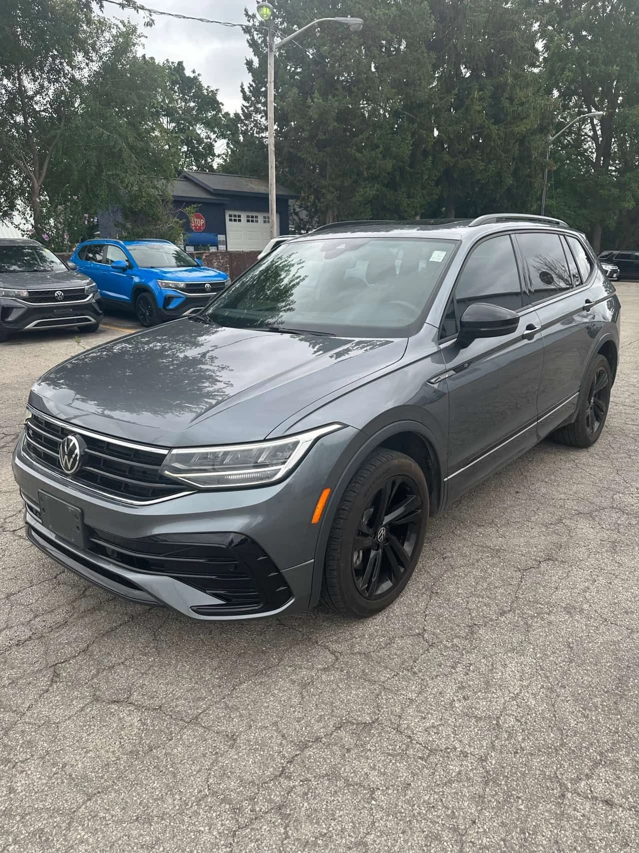 VW Tiguan * Comfortline R Line Black Edition* АВТОКРЕДИТ* 