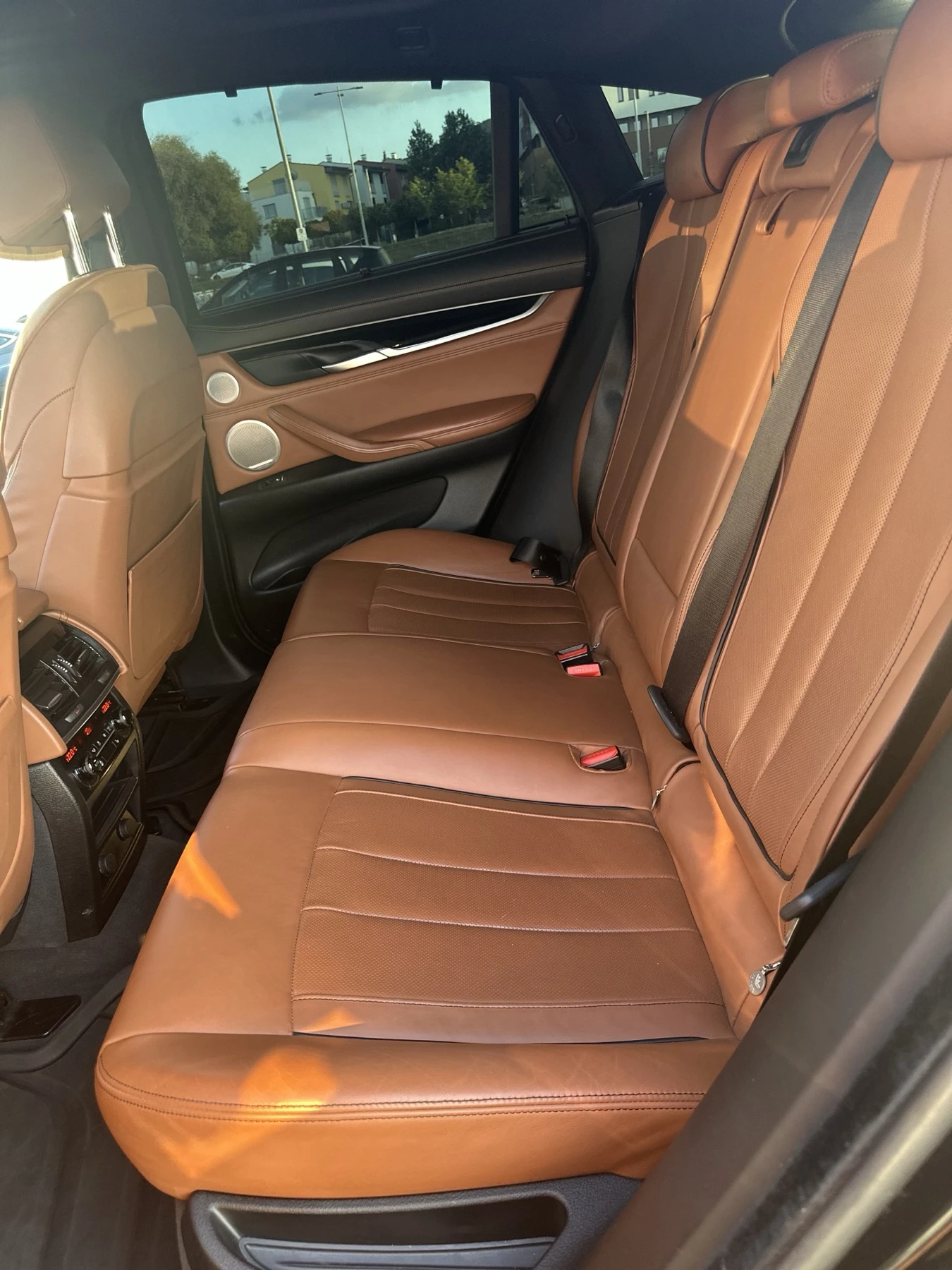 BMW X6 M50D, снимка 4 - Автомобили и джипове - 55703149
