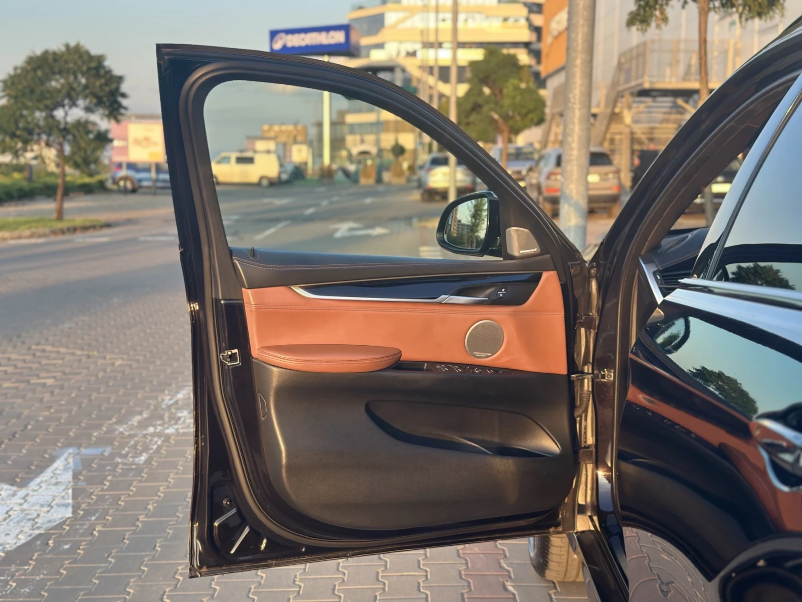 BMW X6 M50D, снимка 11 - Автомобили и джипове - 55703149