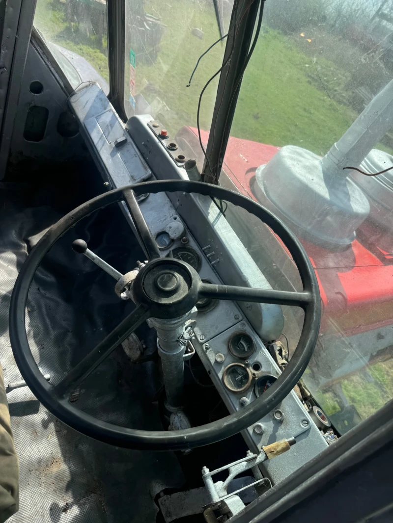 Трактор Т T150, снимка 2 - Селскостопанска техника - 52499599