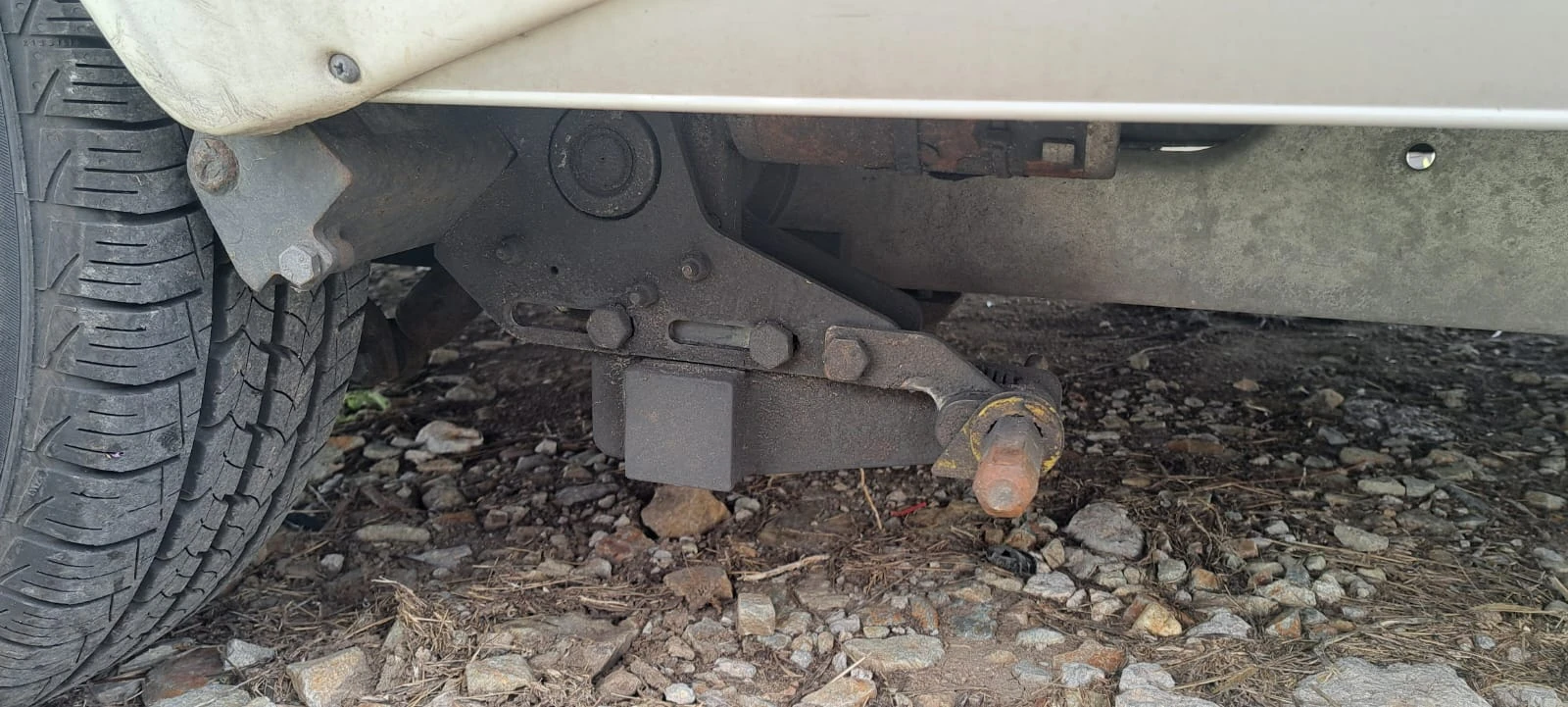  LMC 560  | Mobile.bg   11