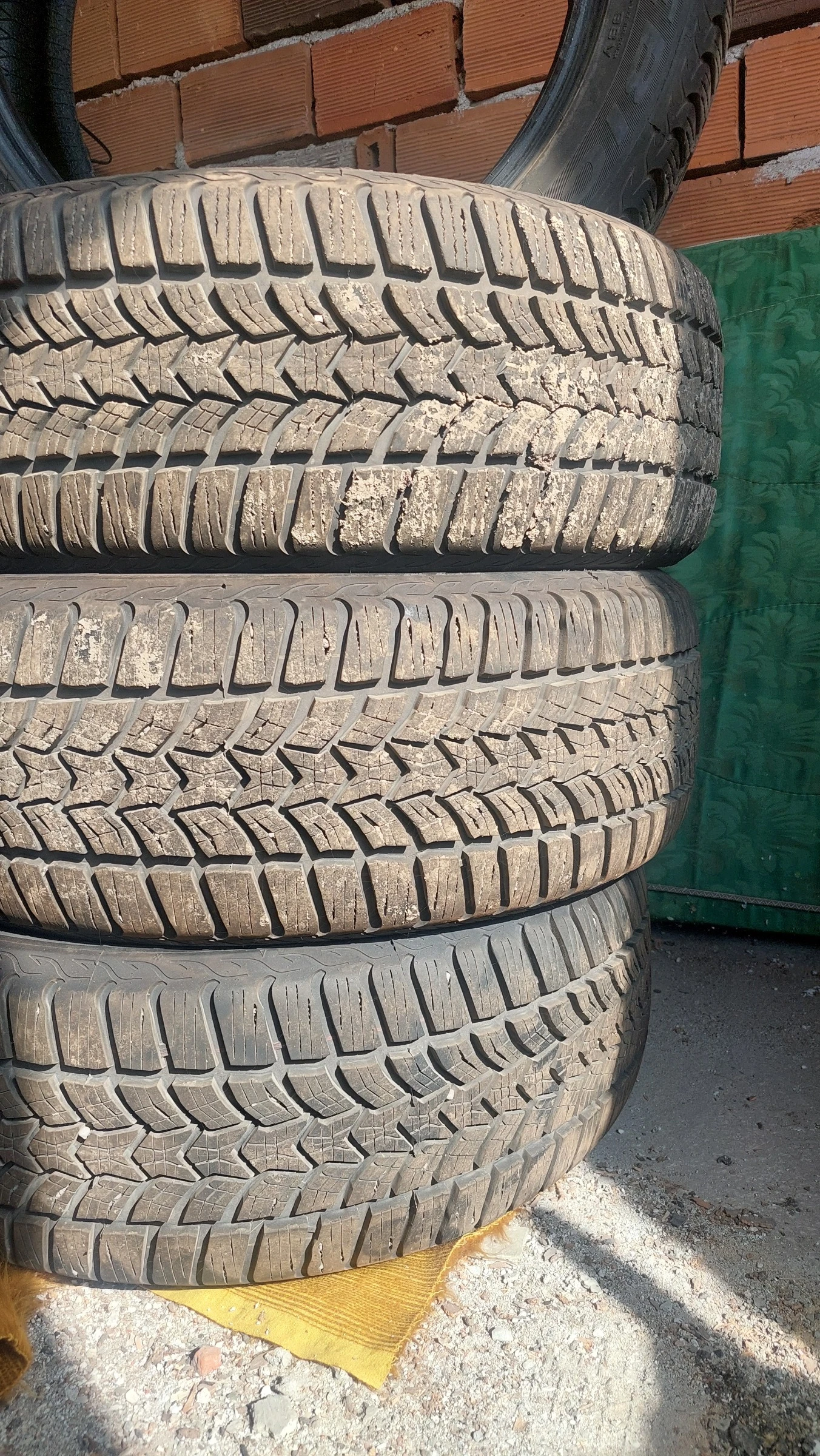 ���� 215/55R17 | Mobile.bg � ����������� 2