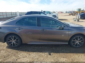 Toyota Camry 2.5l Se, снимка 13