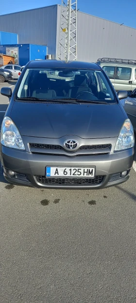 Toyota Corolla verso 1.6 бензин , снимка 1