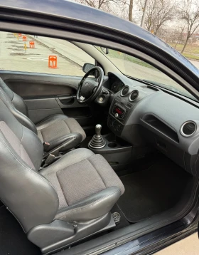 Ford Fiesta 1.6 бензин 101 коня Sport Edition - 2500 € / 4889.57 лв. - 18963303 8