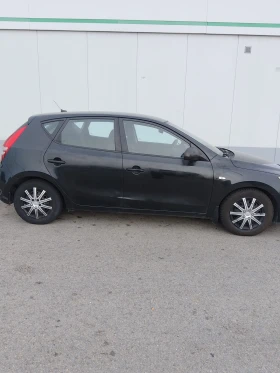 Hyundai I30 - 2500 € / 4889.57 лв. - 87895257 13