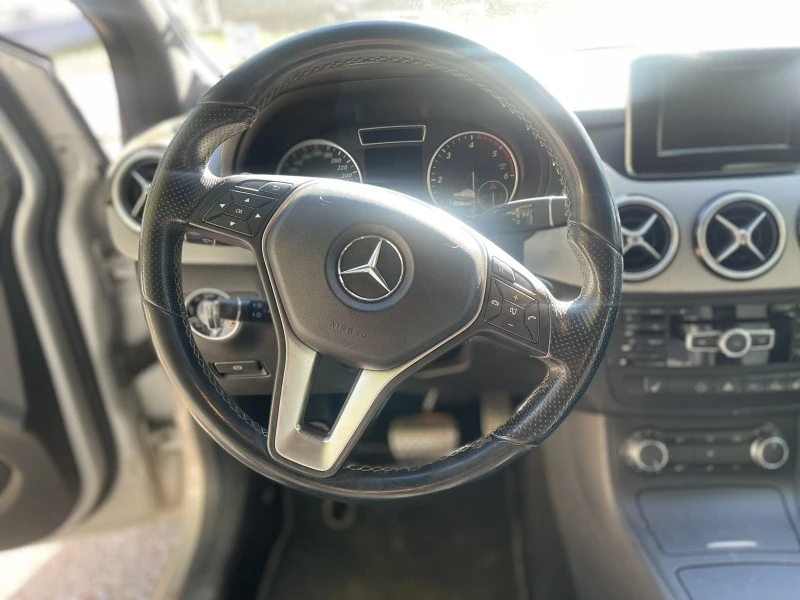 Mercedes-Benz B 200, снимка 16 - Автомобили и джипове - 46926450