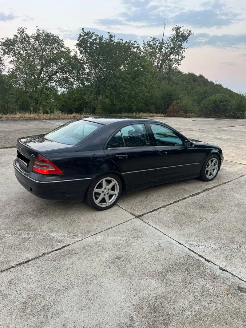 Mercedes-Benz C 320 7g tronic FACELIFT , снимка 2 - Автомобили и джипове - 46662870