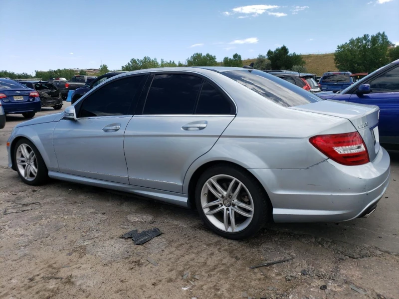 Mercedes-Benz C 300 4MATIC, снимка 10 - Автомобили и джипове - 48561254