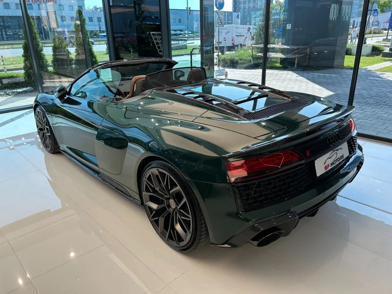 Audi R8 Spyder Performance, снимка 4 - Автомобили и джипове - 50709381