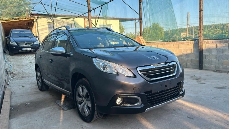 Peugeot 2008 1.2 VTi Allure, Панорама, снимка 7 - Автомобили и джипове - 51747284