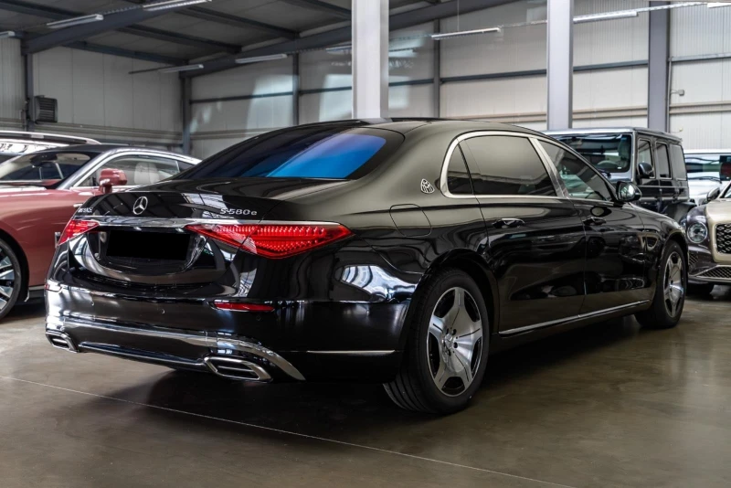 Mercedes-Benz S 580 e/MAYBACH/PLUG-IN/BURM/PANO/HEAD UP/TV/EXECUTIVE/, снимка 6 - Автомобили и джипове - 51930404