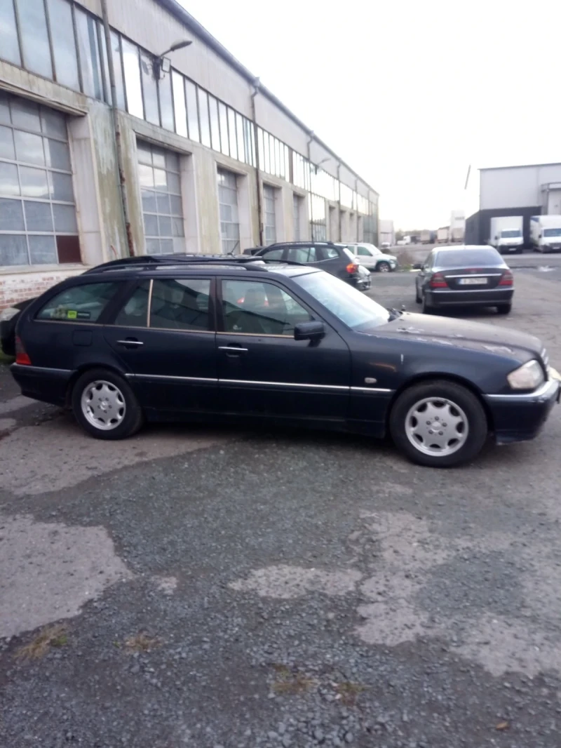 Mercedes-Benz C 220 Cdi 220 - diesel, снимка 3 - Автомобили и джипове - 52775146
