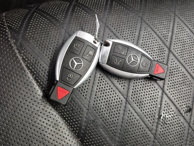 Mercedes-Benz S 550 * 4MATIC* PANO* CARFAX* АВТО КРЕДИТ* , снимка 14 - Автомобили и джипове - 52874976