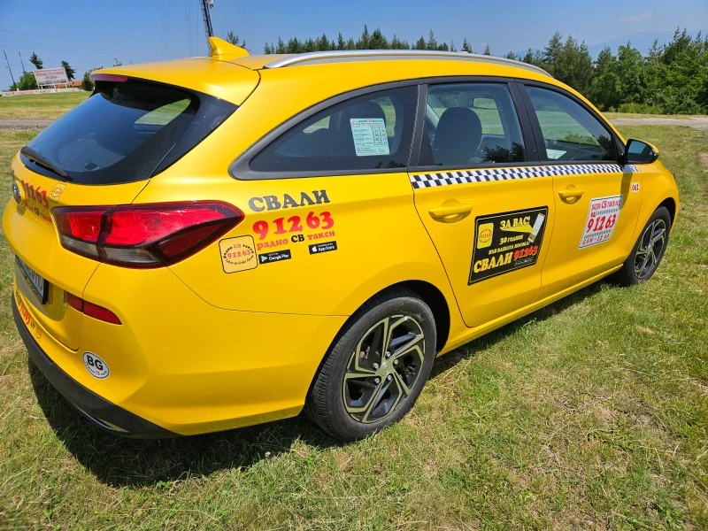 Hyundai I30 ЛИЗИНГ НИКОГА НЕ Е БИЛ ТАКСИ! , снимка 5 - Автомобили и джипове - 53120696