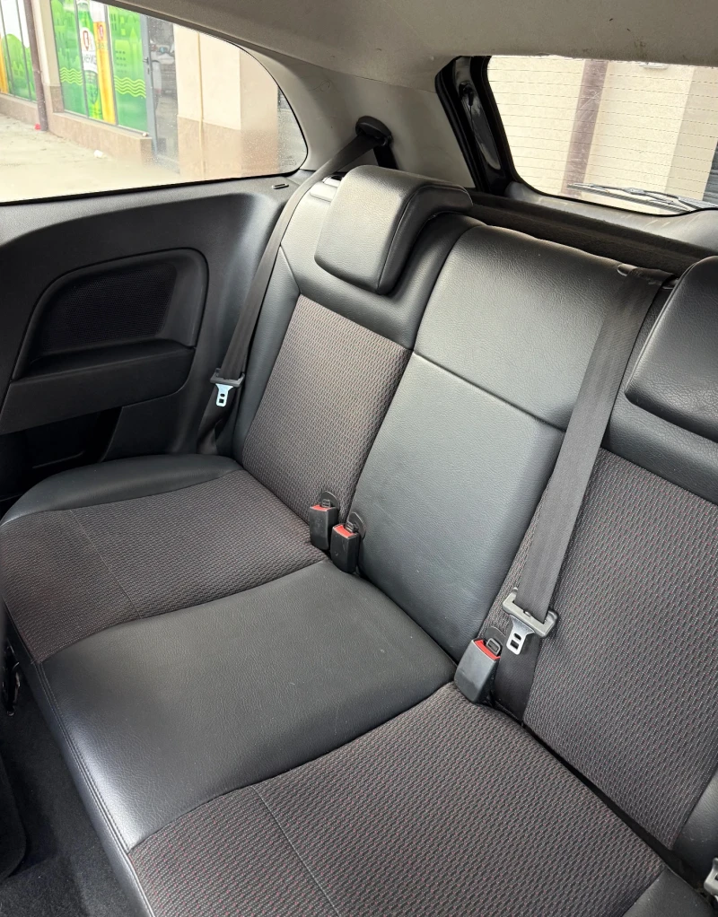 Ford Fiesta 1.6 бензин 101 коня Sport Edition, снимка 9 - Автомобили и джипове - 53384412