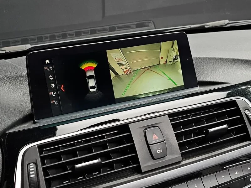 BMW 320 d, снимка 17 - Автомобили и джипове - 54592466