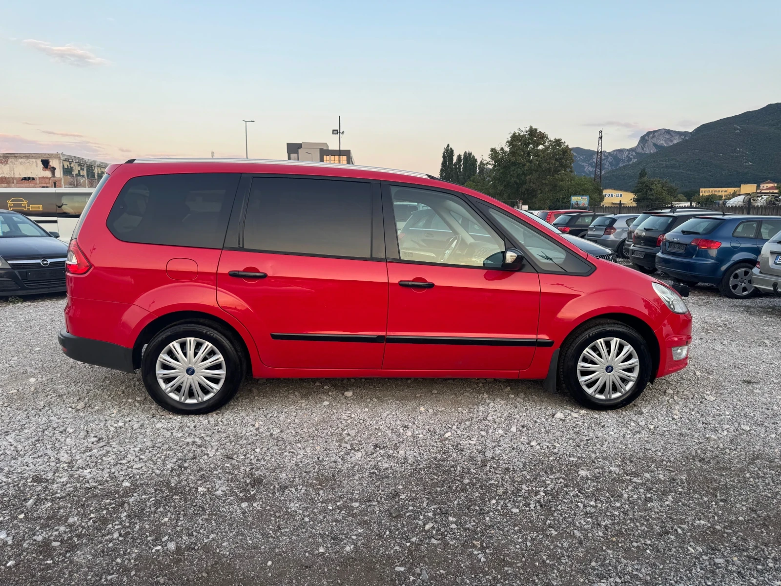 Ford Galaxy 1.6D 6ck 116k.c KLIMATR 197000km 7 MESTA - изображение 8