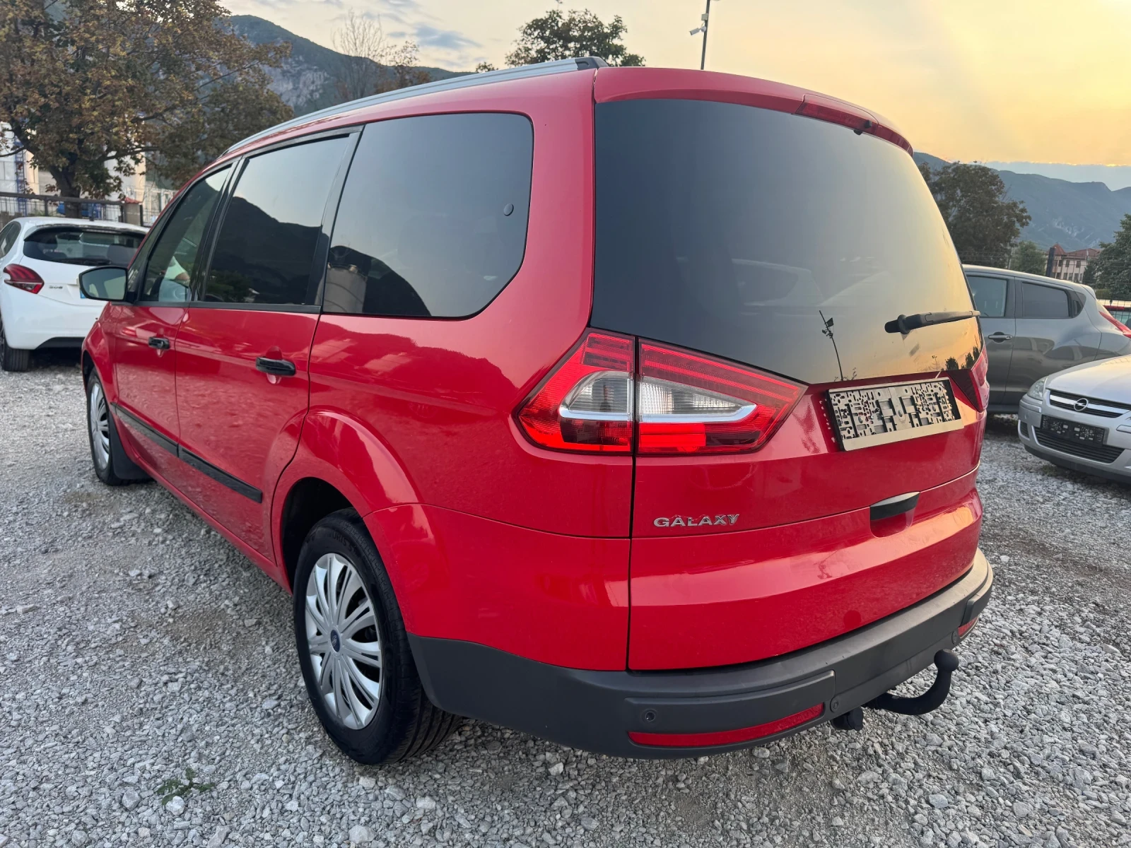 Ford Galaxy 1.6D 6ck 116k.c KLIMATR 197000km 7 MESTA - изображение 4