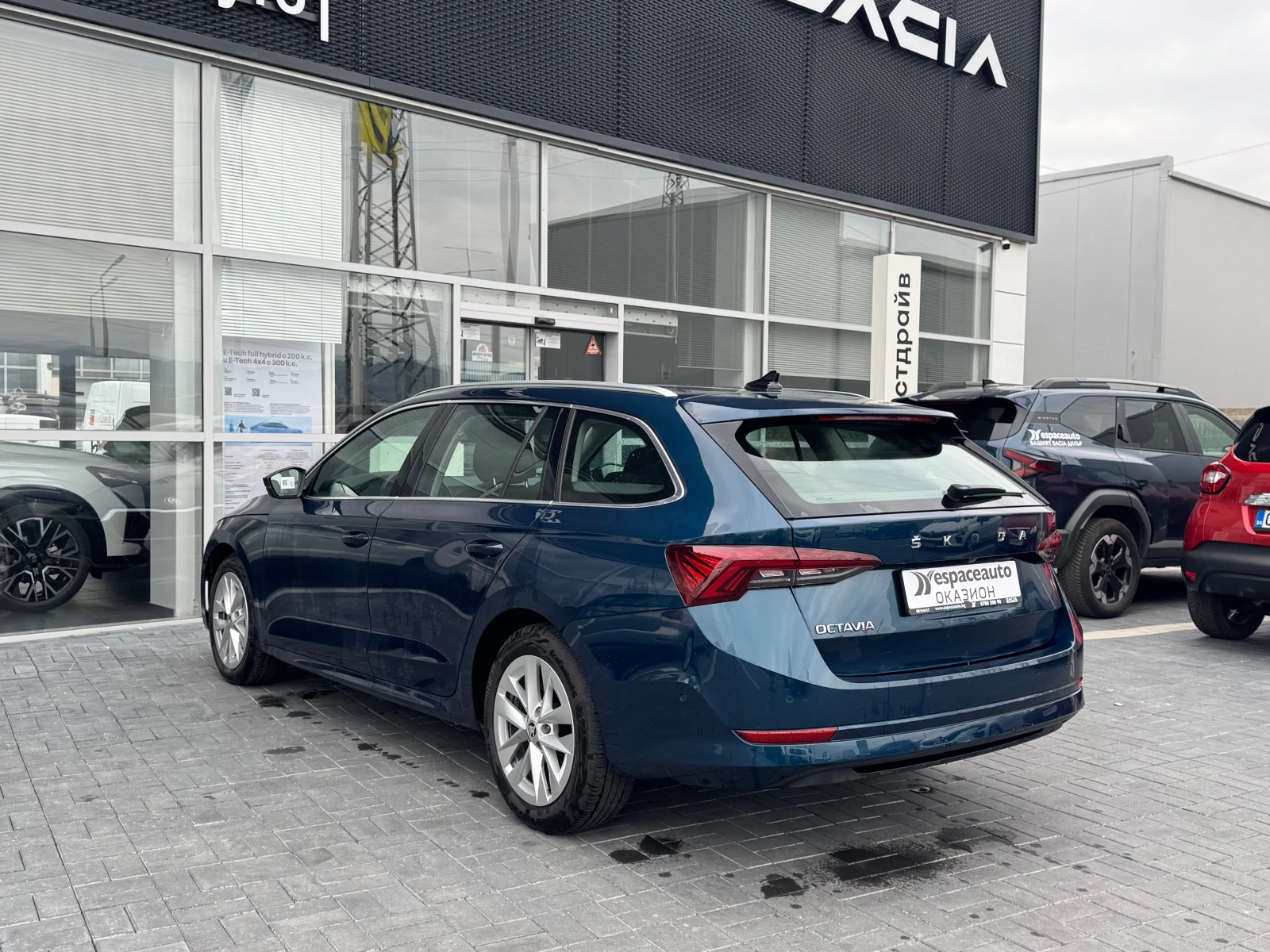 Skoda Octavia 2.0TDI/150к.с Style - изображение 6