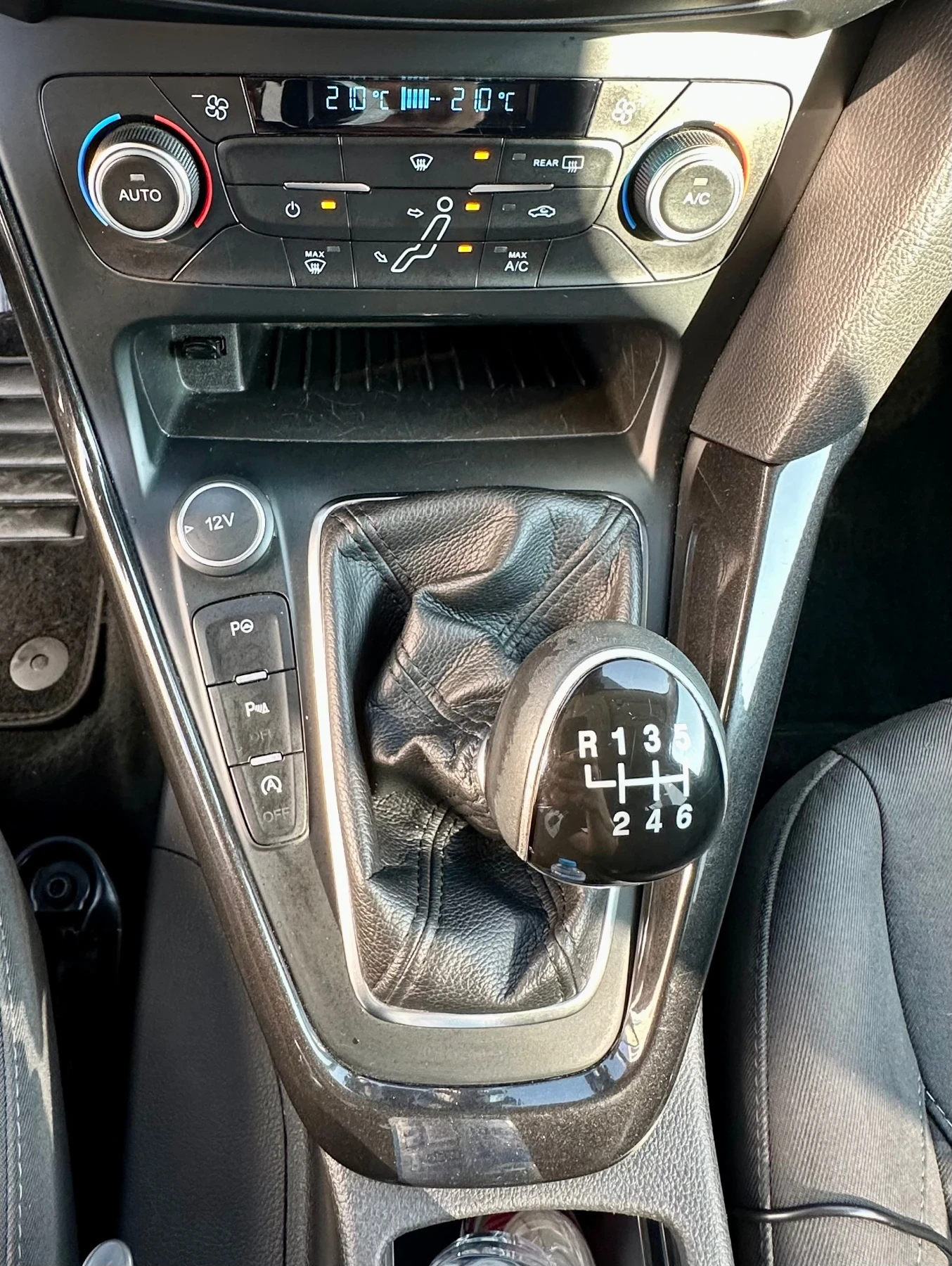 Ford Focus Titanium 1.5 tdci - изображение 8