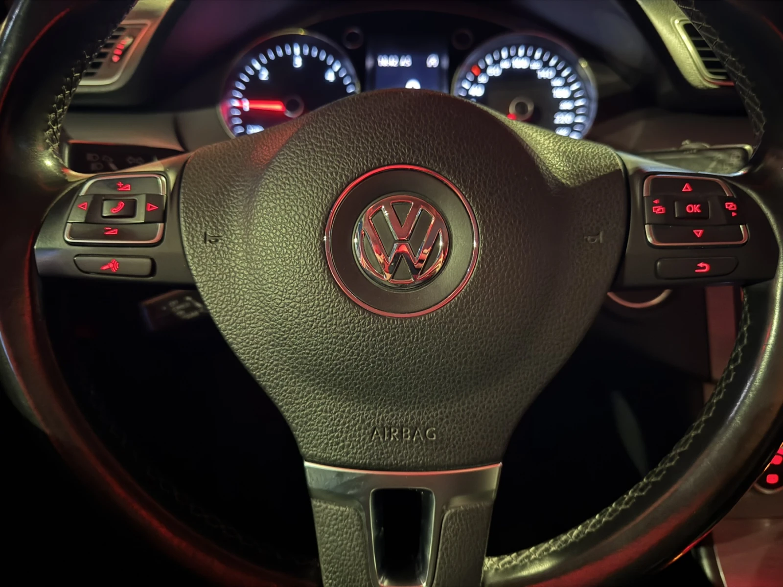 VW Passat  - изображение 9