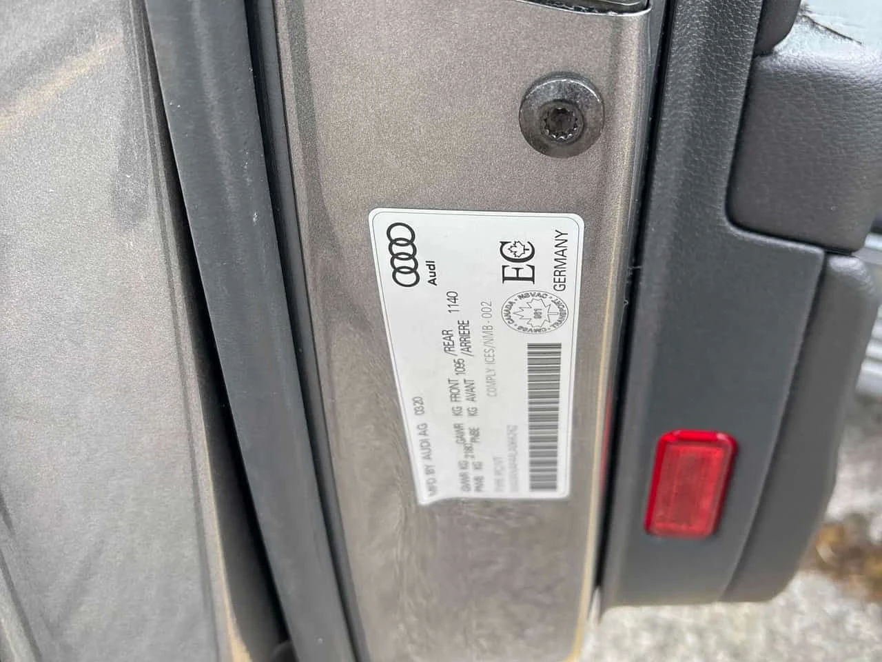 Audi A4 * ДИСТРОНИК* ГЛАВНО ПРЕДСТАВИТЕЛСТВО НА BMW* , снимка 10 - Автомобили и джипове - 54108859