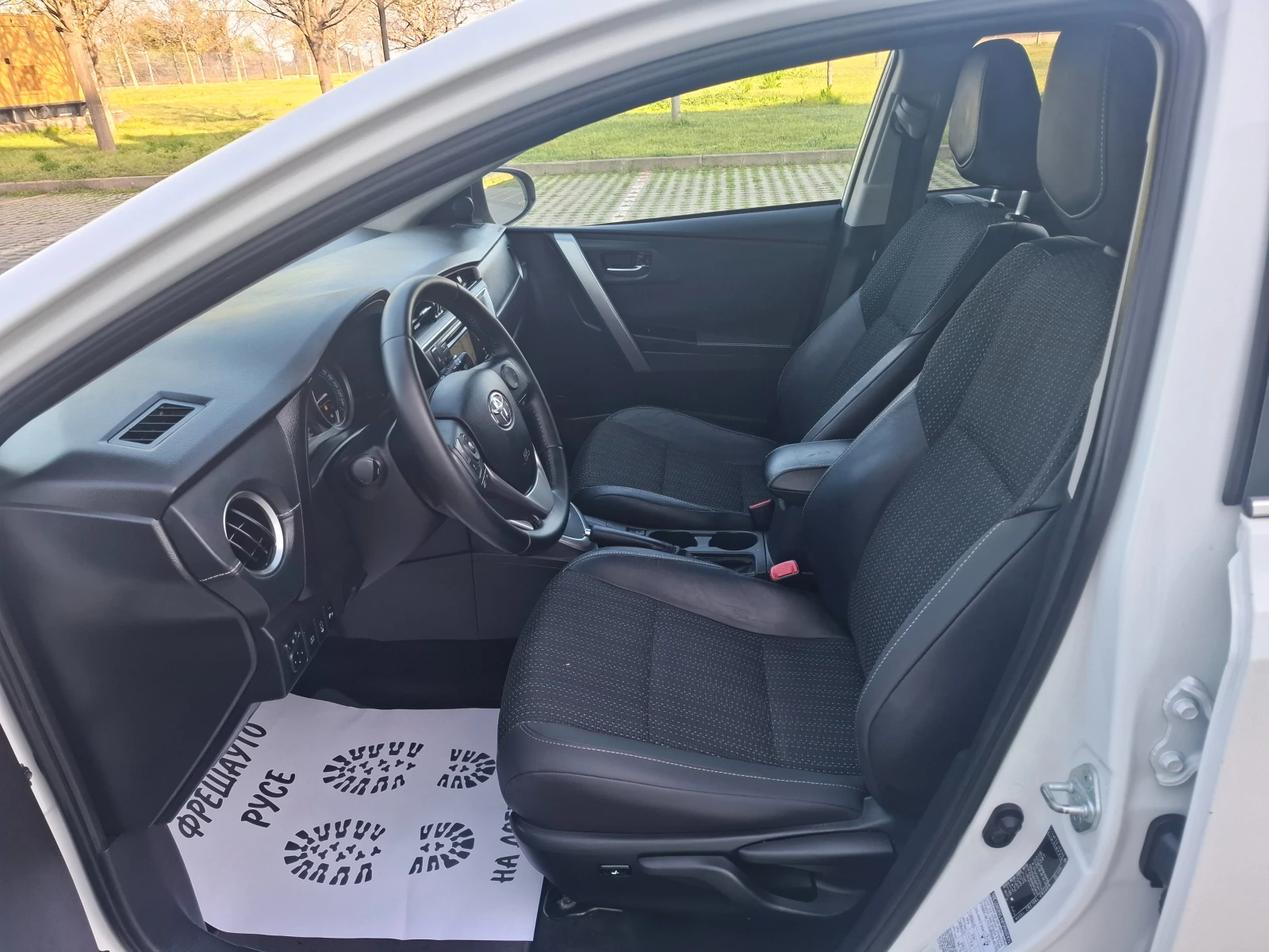 Toyota Auris 1.8HYBRID Navi ������ ������� | Mobile.bg � ����������� 6